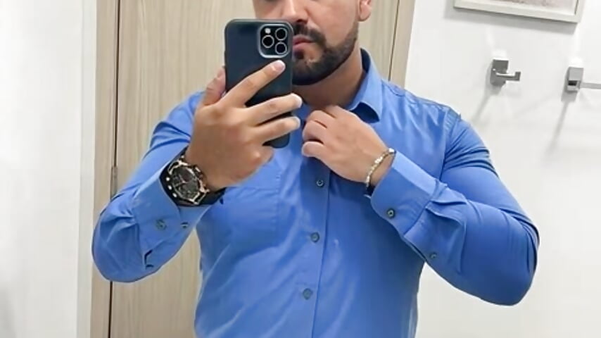 Me! - วิดีโอโดย HungryBearX โมเดลแคม