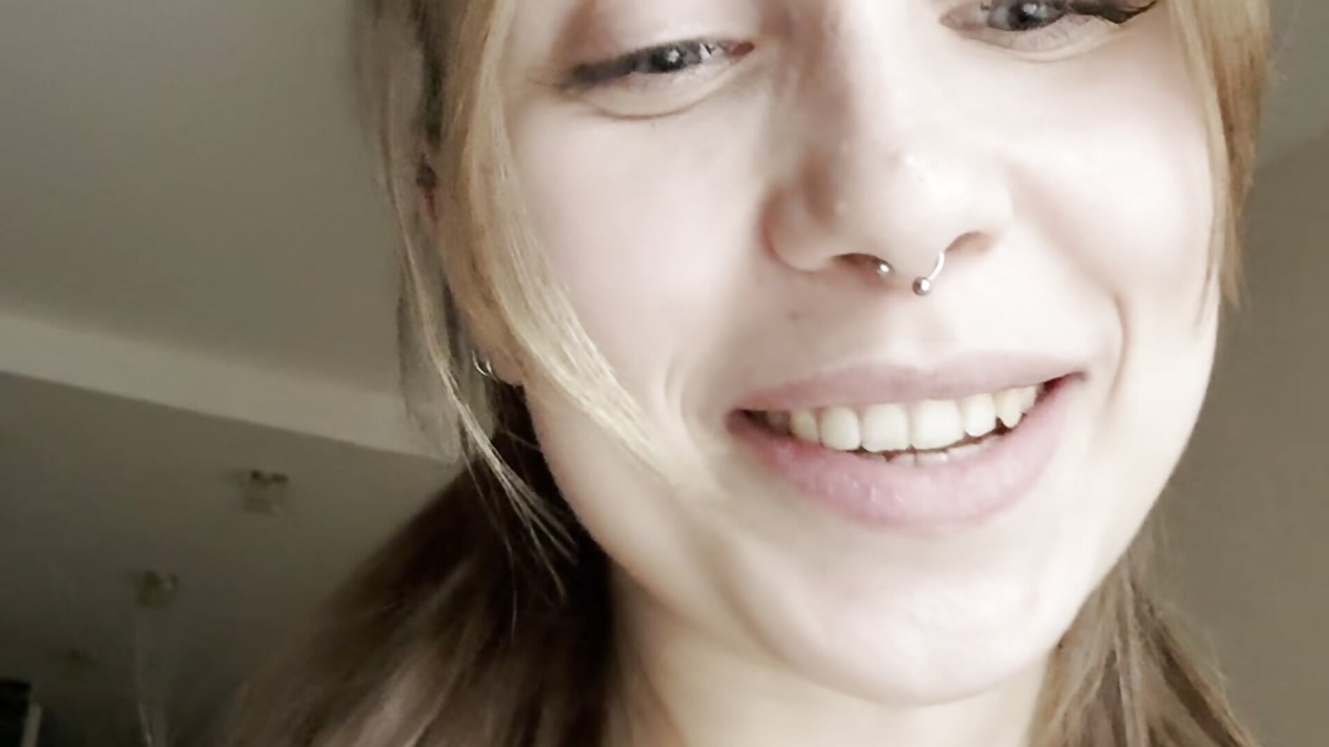 Welcome <3 - video di 2girls1dream modella di cam