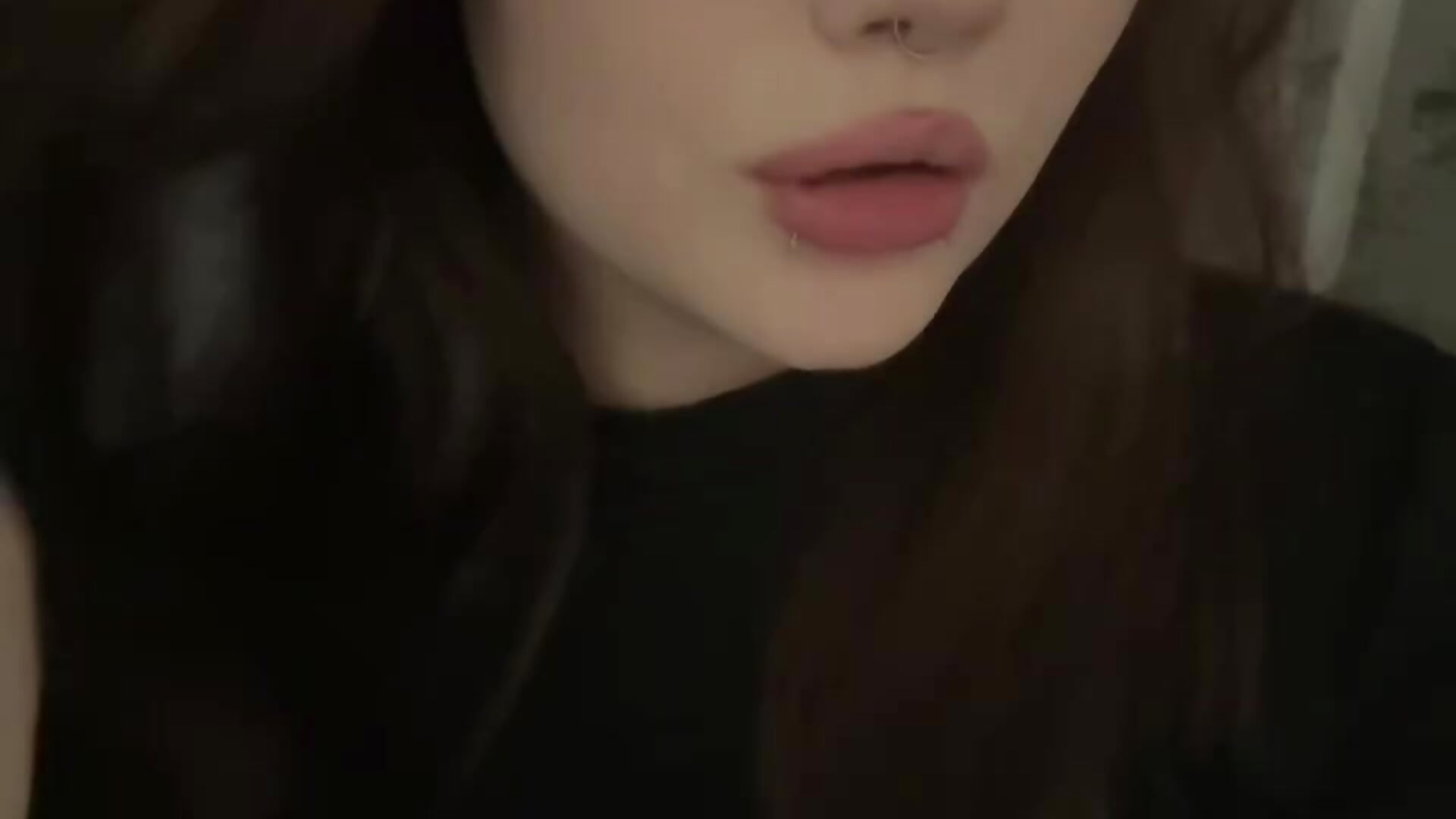 My Vibe – video od webkamerové modelky KyleRily