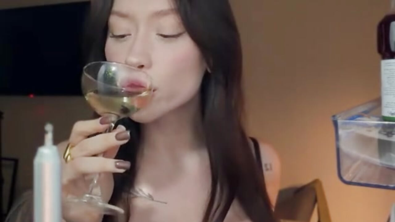 For my 100k followers! - video của người mẫu cam CityLynx