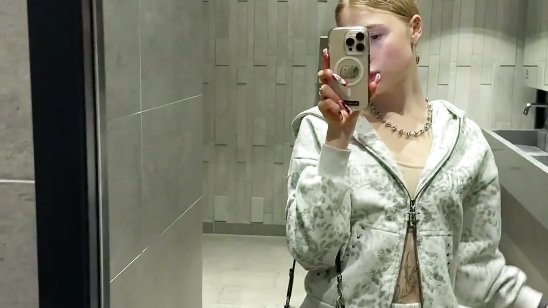 Swag mammy – video od webkamerové modelky Flexiblegirl