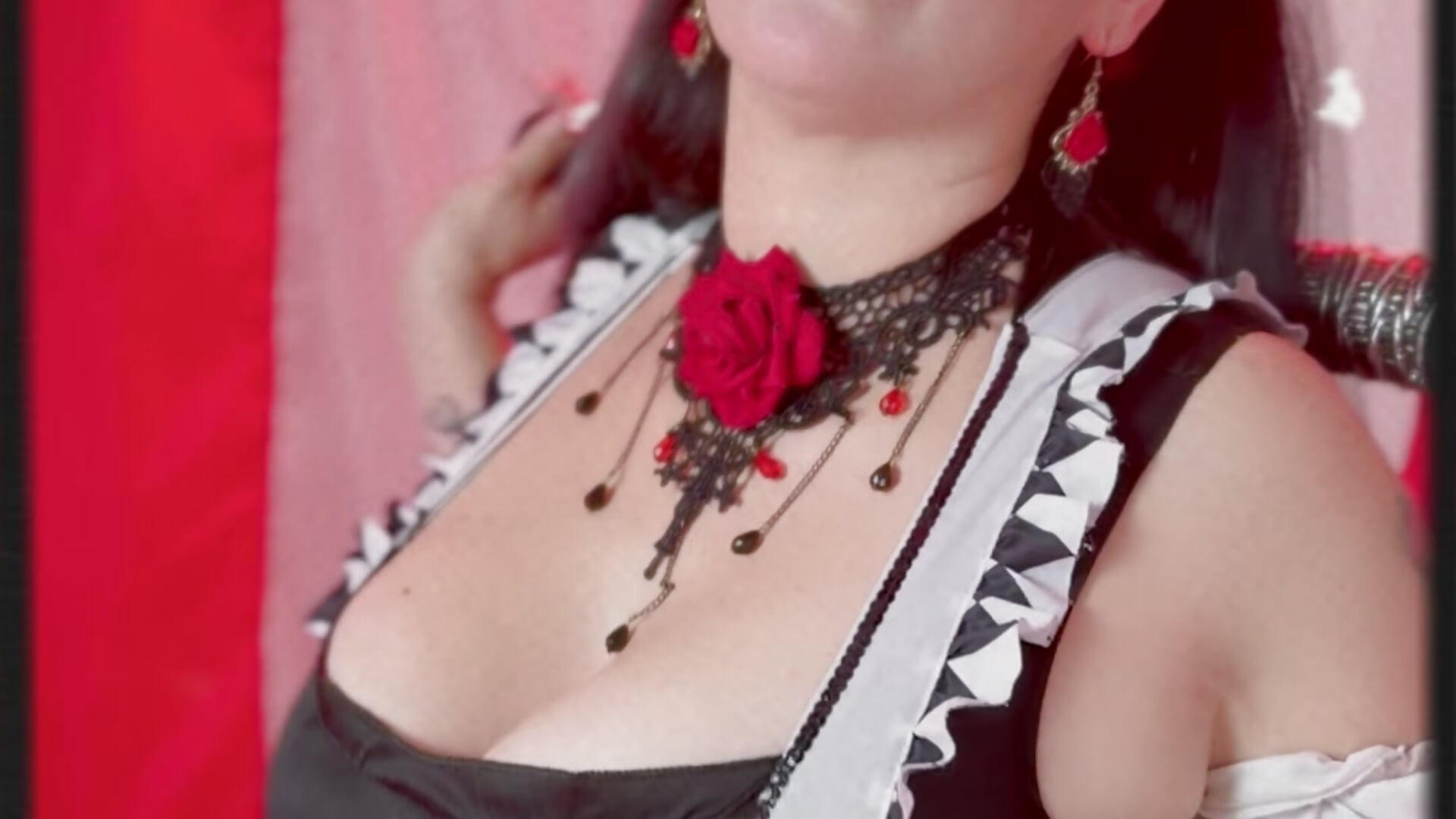 Happy Halloween 🎃👻 - Madame_scarlett adlı kamera modelinin videosu