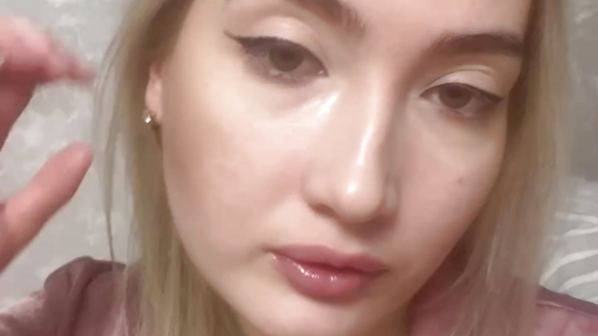 Welcome cute❤️ - MiraRoy adlı kamera modelinin videosu