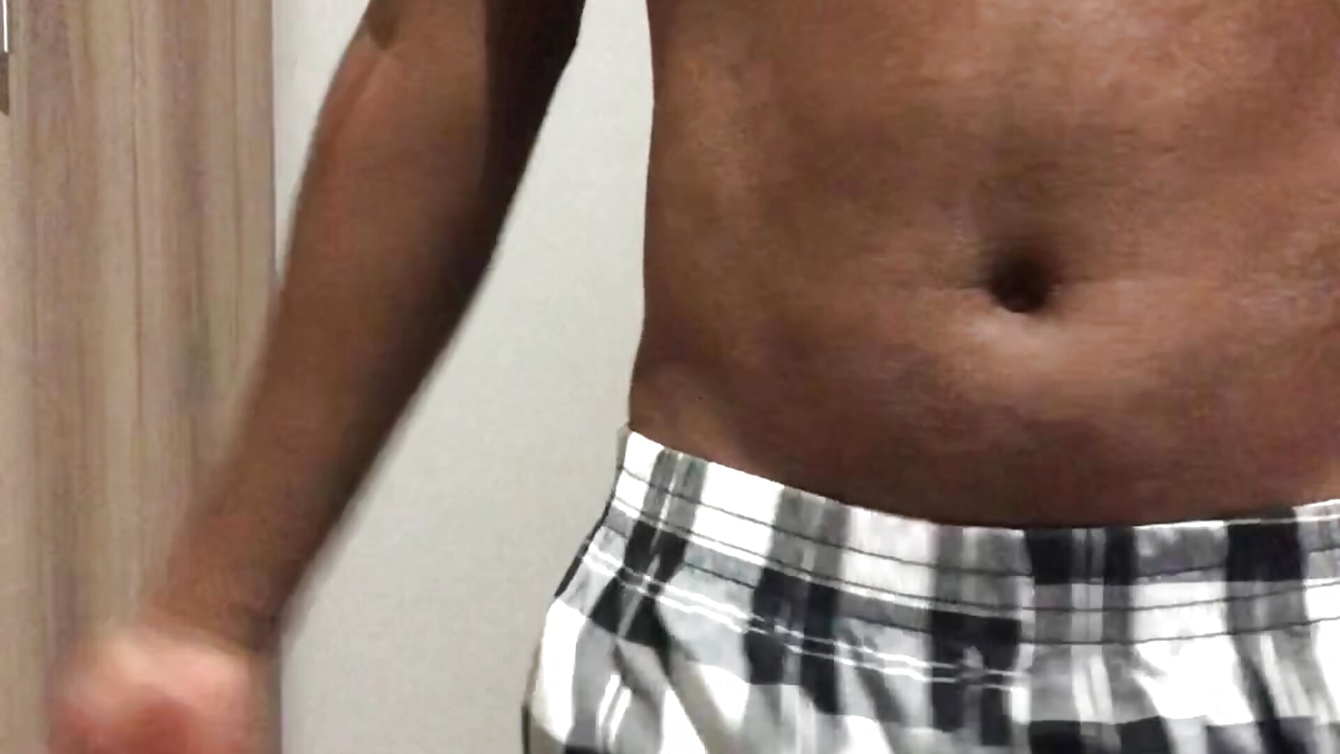 Swinging 😛 - clip cu Malik_Transformer model videochat