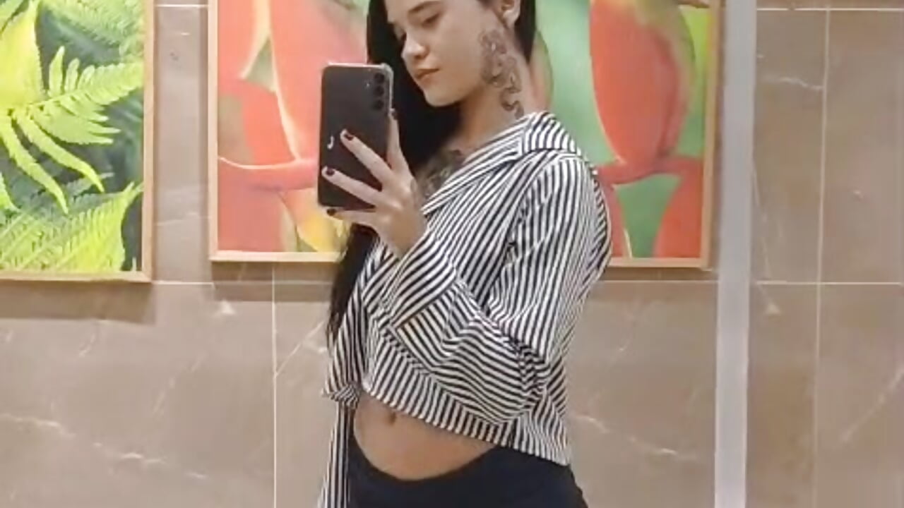 you - فيديو من Lorraine_Smith موديل الكام