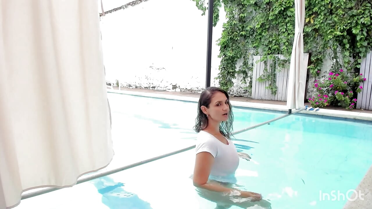 video-output-B7CD63DA-501E-456C-A839-CA09EC3810A1-1 - video di SofyVerlek modella di cam