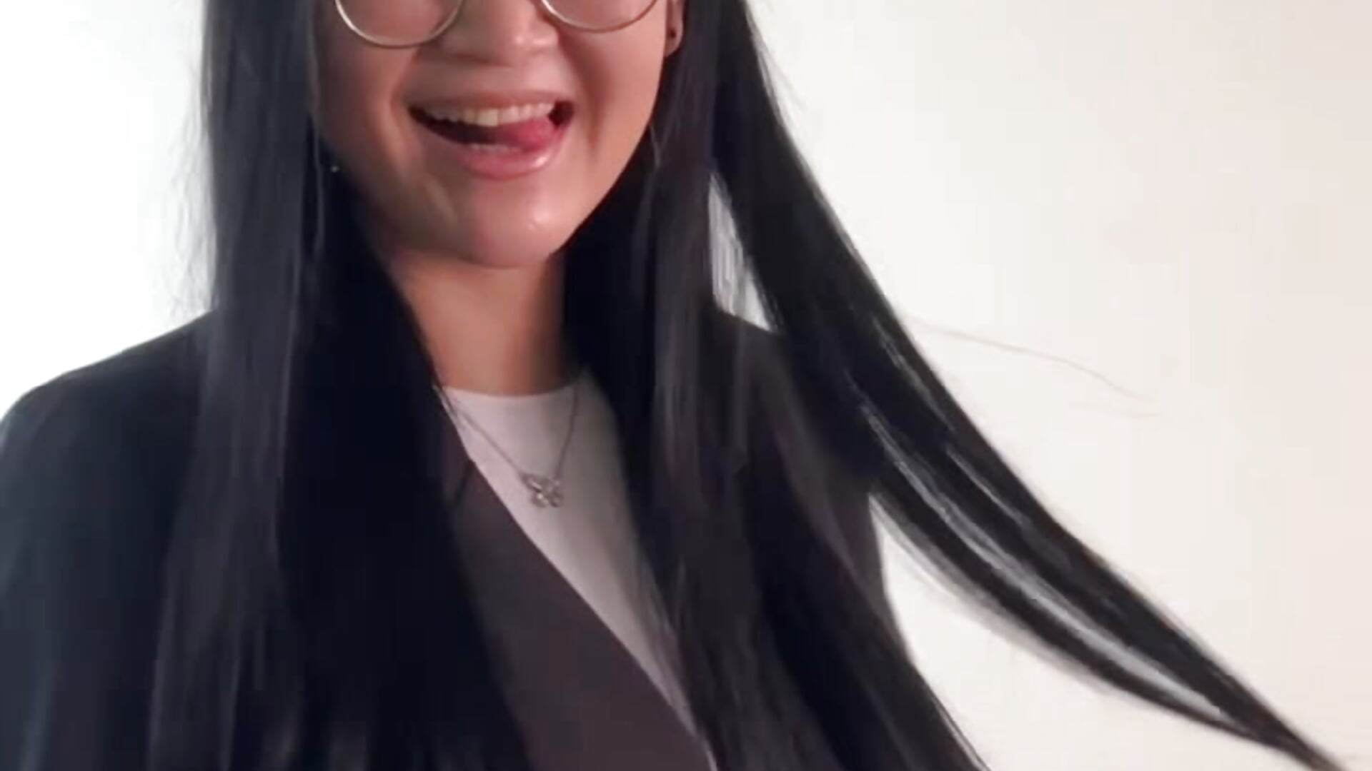 my first video - clip cu GlennaDevincent model videochat