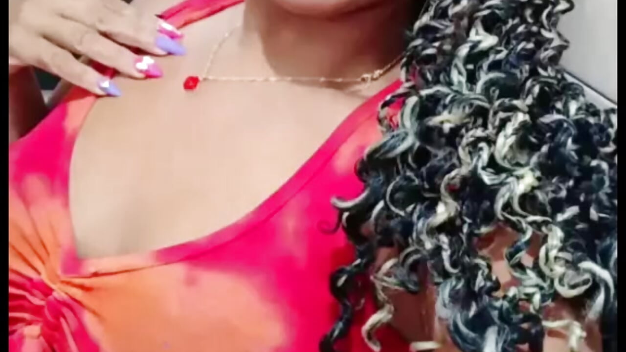 c066a4c45ecea74bf9221dd5aab99562 (1).mp4 – video od webkamerové modelky SabrinaColin