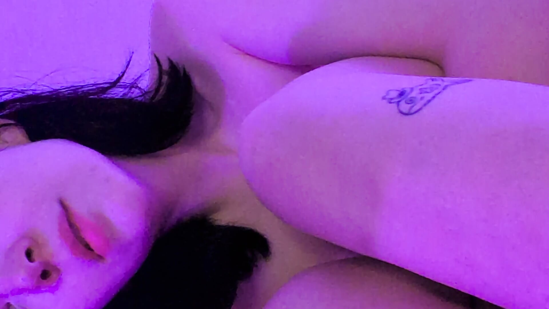 Hi ^.^ - vidéo du modèle de showcams Doll_lira