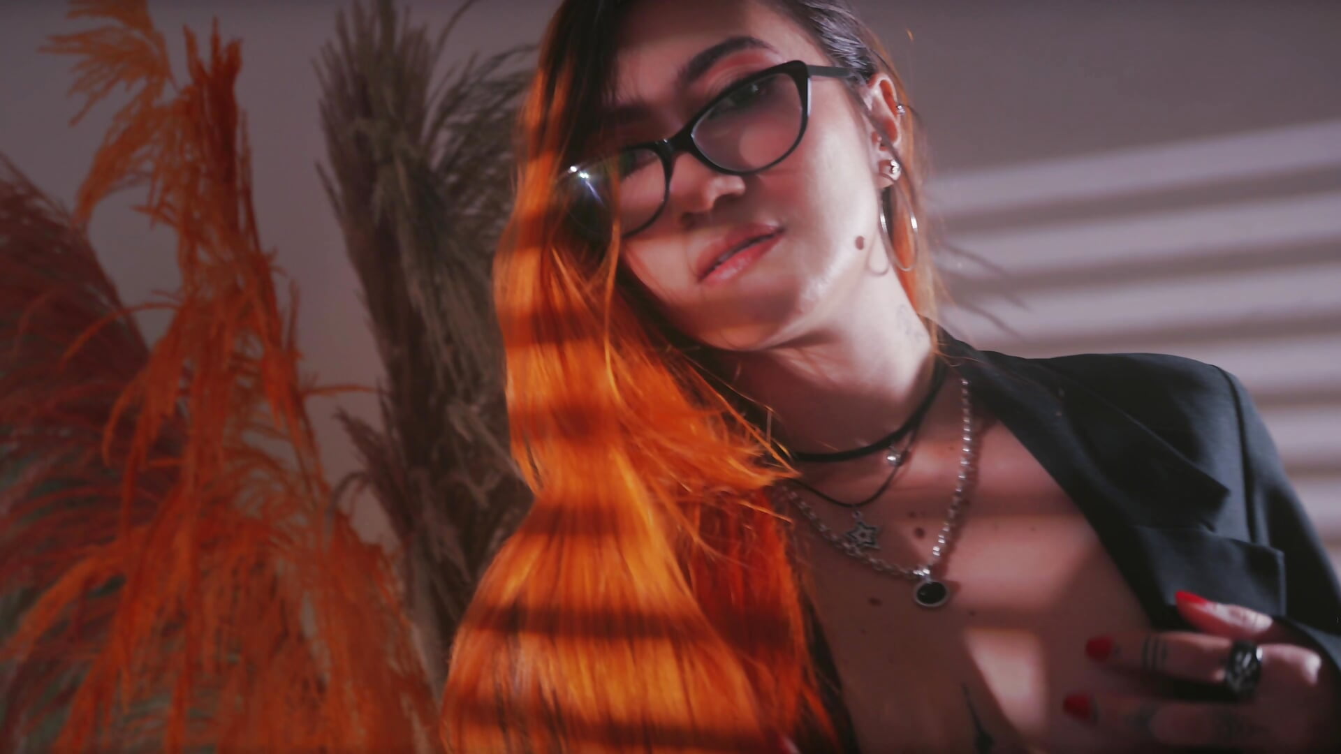 Super sexy girl - วิดีโอโดย VioletSky1 โมเดลแคม