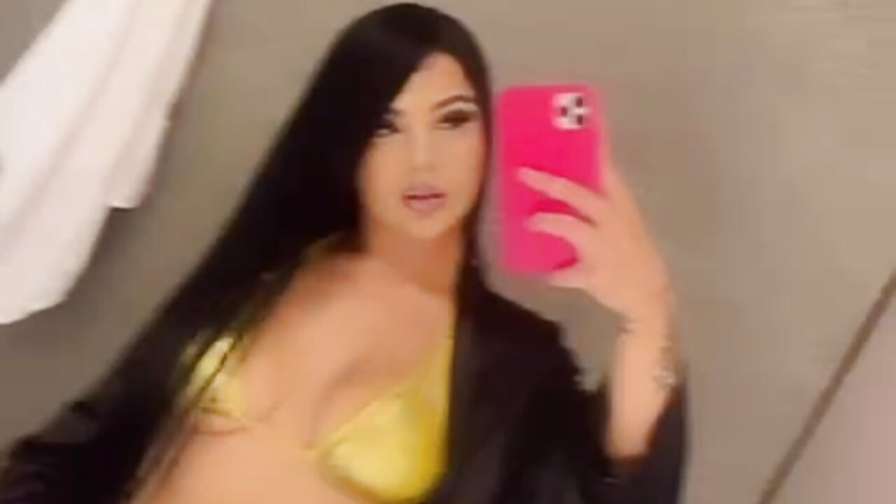 Heey 💗 - video by _selena_fox cam model