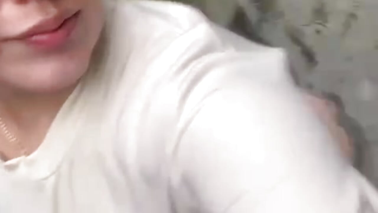 essential ☘ – video af Madison_Holt cam-model