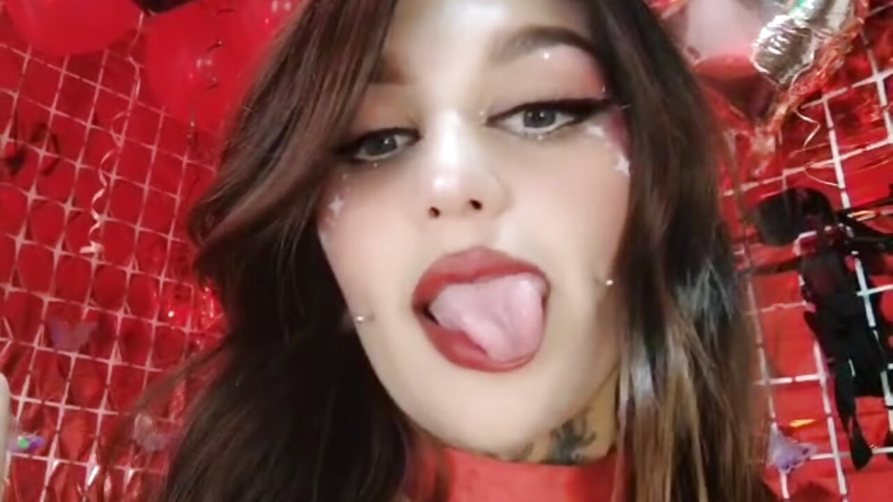 👅👅👅 – видео вебкам-модели Zoeee_001