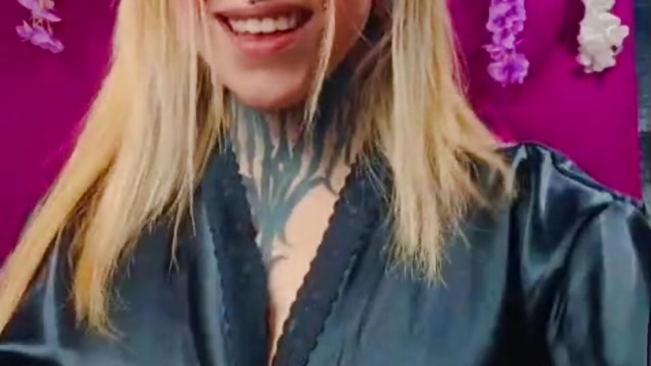 WhatsApp Video 2026-01-31 at 10,31,40 PM - video Dakota_Angell_ kameramallilta