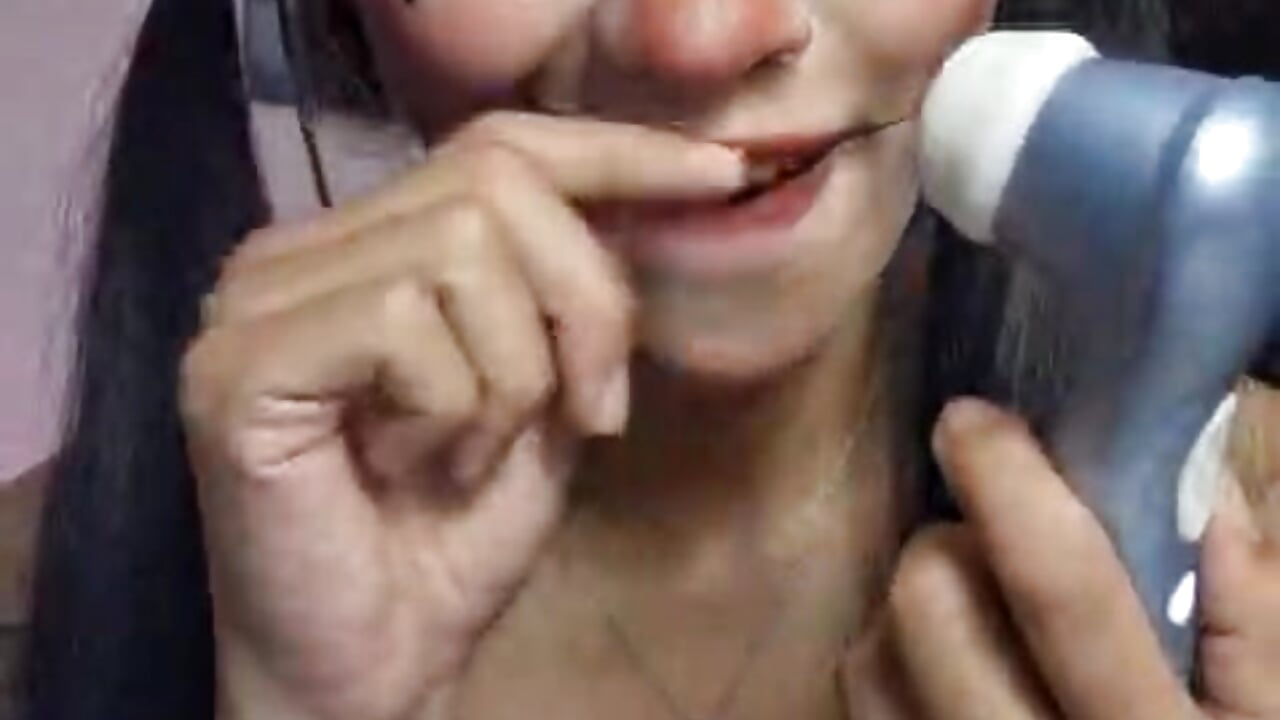 Want to explore my toys - video av FIORELLA_L cam-modell