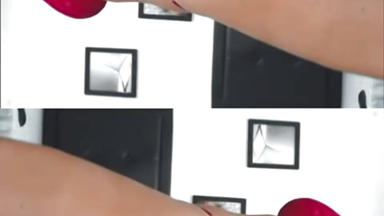 Sexy Red... And big ass - video od modelky/modela KellyJoness_