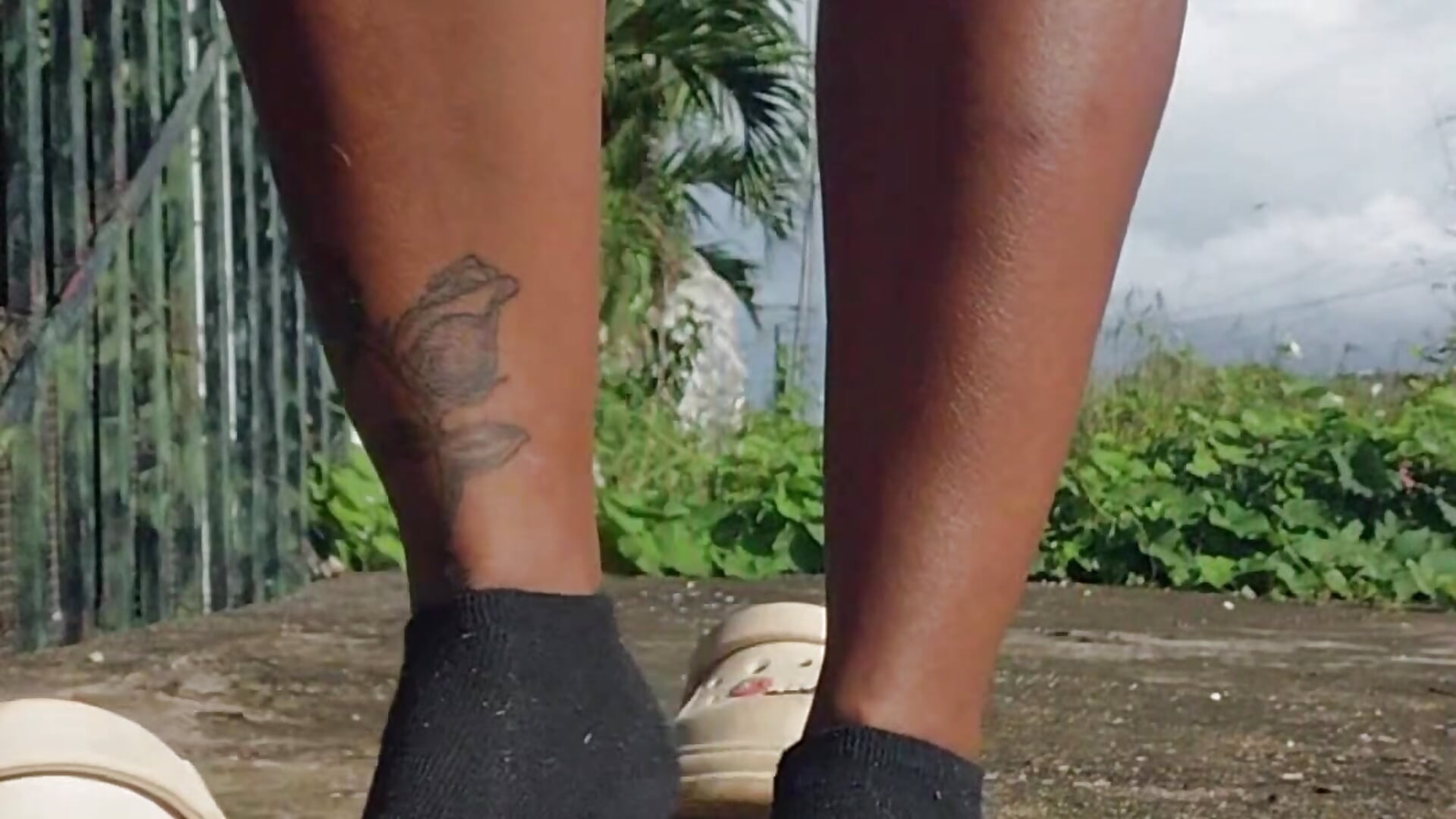 After A Long Day Out,,, Help Me Remove These Socks - відео від вебкаммоделі BadGyalGem