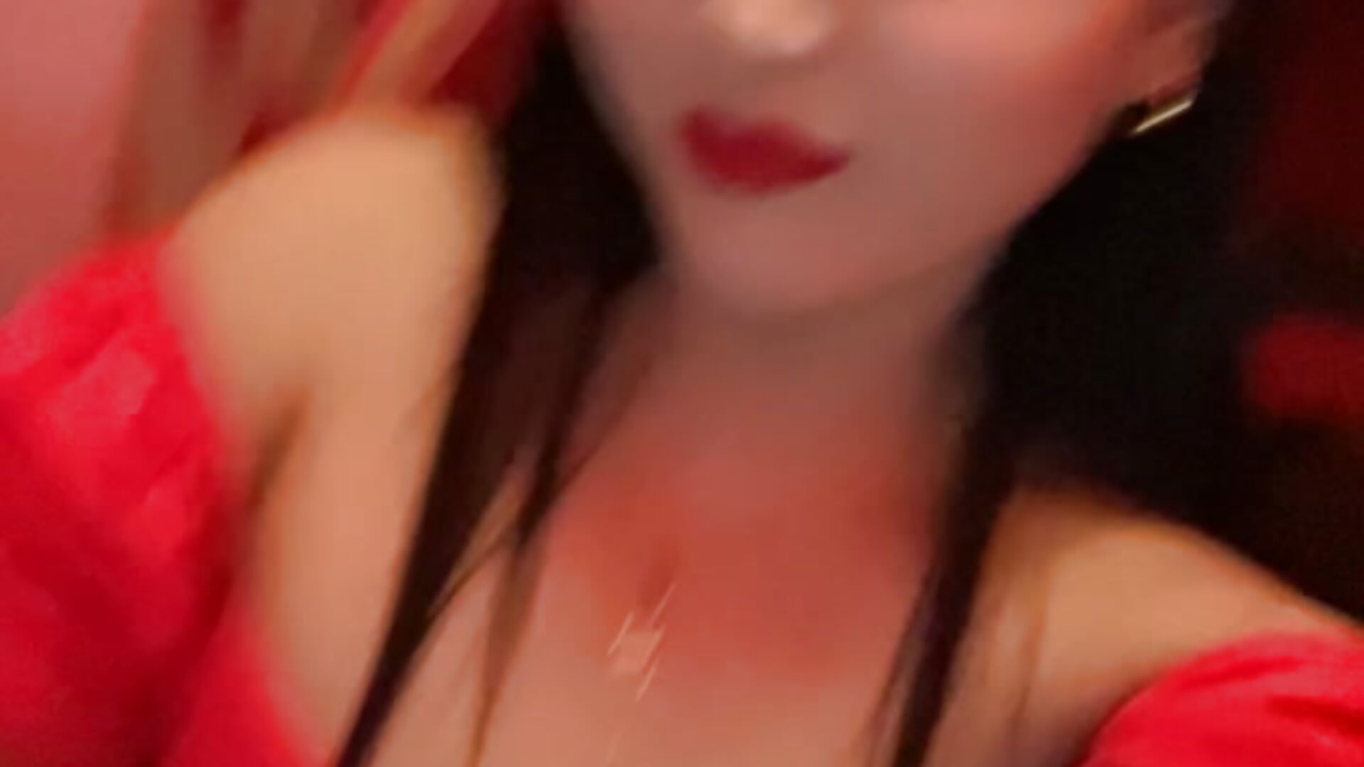 Sexyshein adlı kamer modelinin viral videoları:  9563