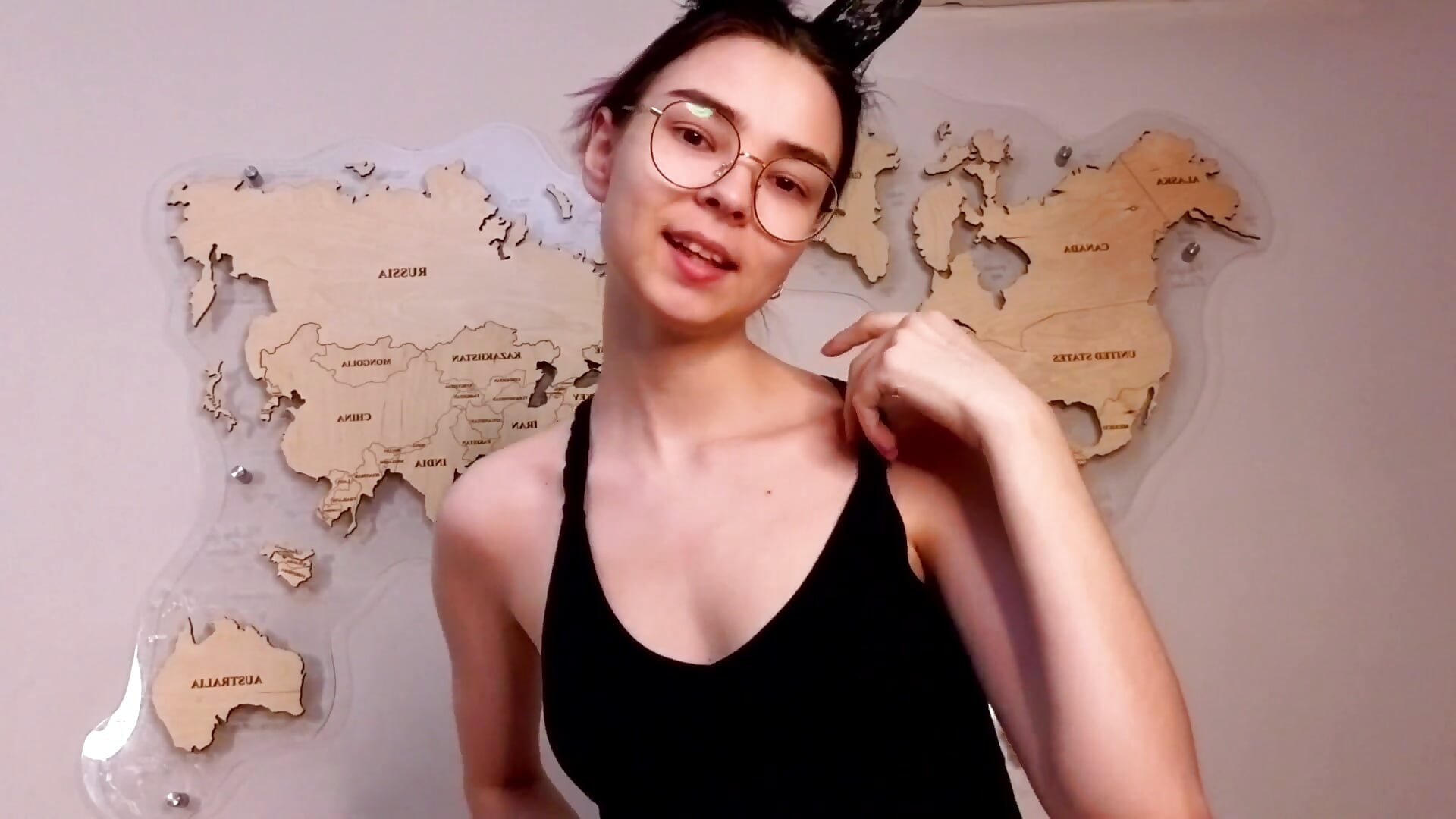 cute bunny - відео від вебкаммоделі EddieChery