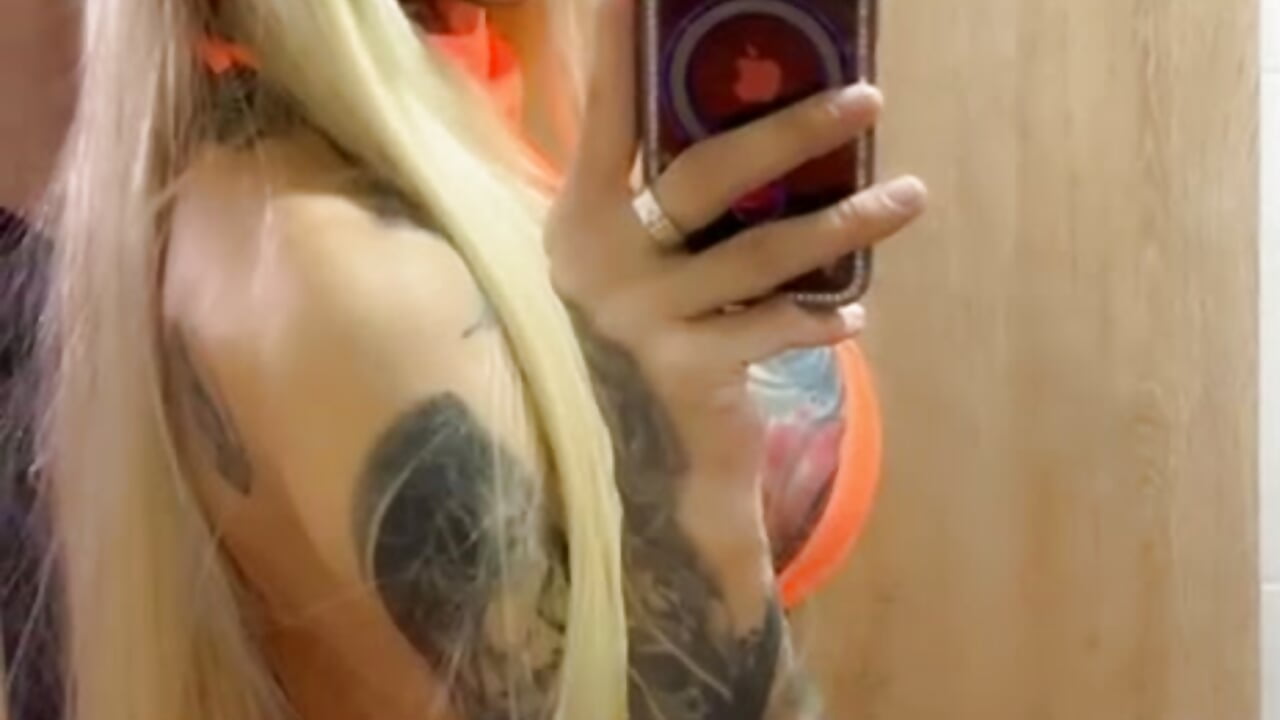 sexy tattos - видео от уебкам модела catthi_mont
