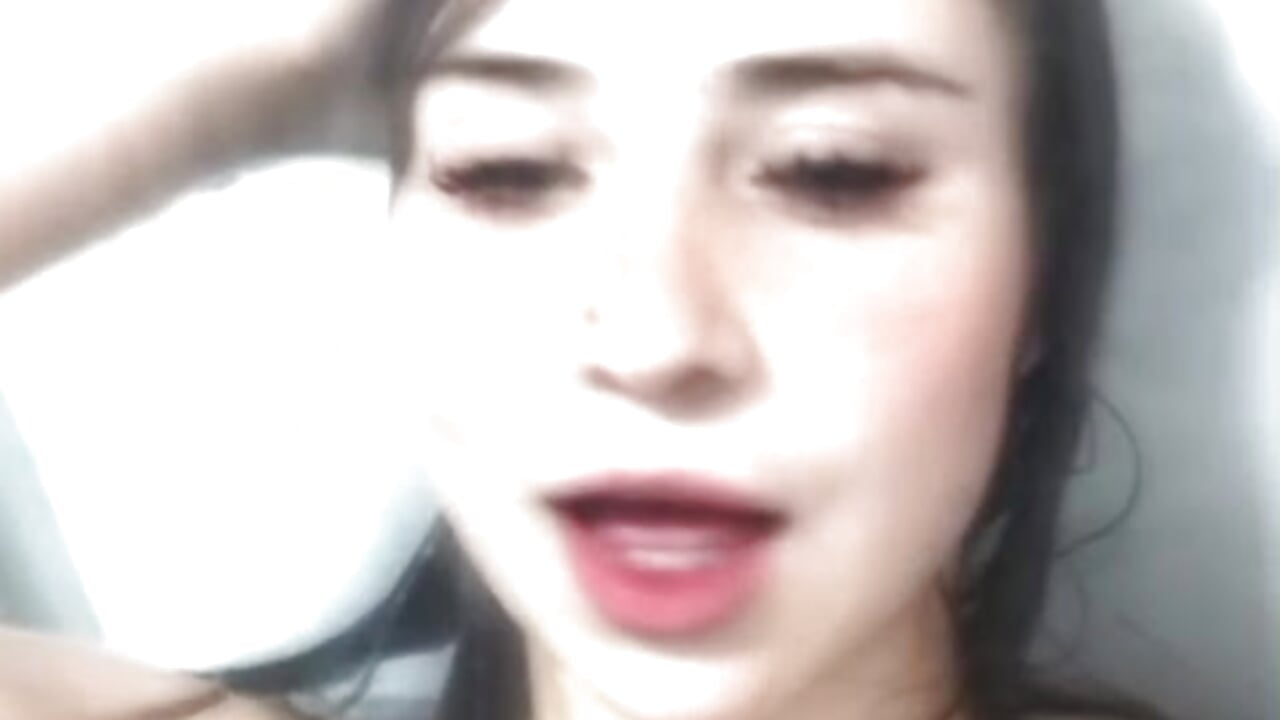 Welcome to paradise♥ - video by Ariana18_b cam model