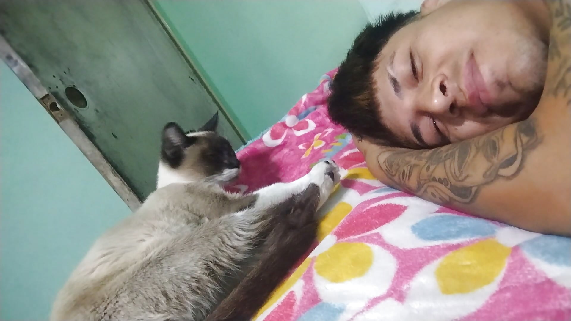 VID_20251107_075842 – video od webkamerové modelky Miranda_Wero