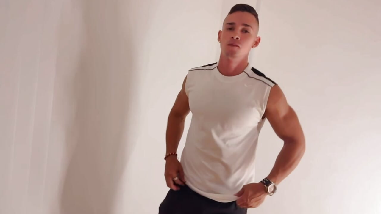 Cristhian gym man - CRISTHIAN_WOLF1 adlı kamera modelinin videosu