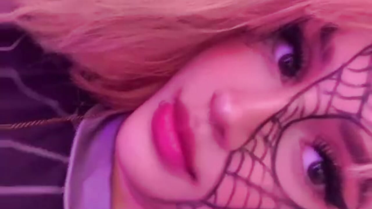 SPIDER GIRL♥ - βίντεο μοντέλου AlannaViera