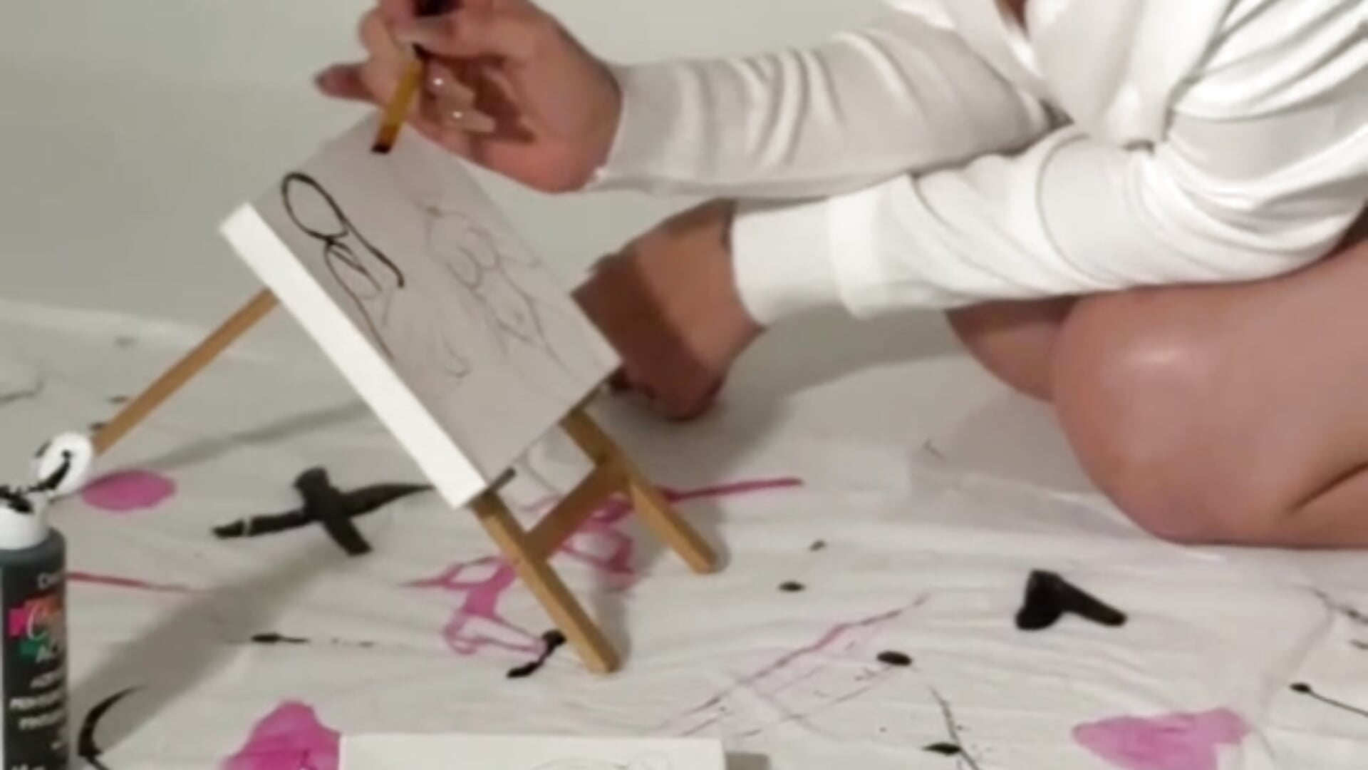 PAINITNG LIKE A PRO♥ - video by AlannaViera cam model