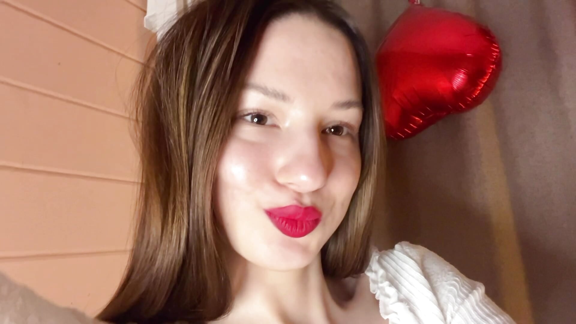 Imagination💞 - video by dora_fish cam model