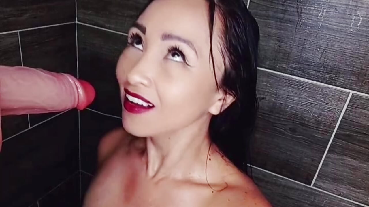 Mmmm me encanta ducharme contigo 😈🫦👅👅