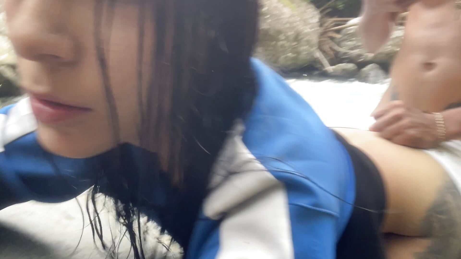 Fuck in river - vídeo de la modelo de cam foxxy_and_lion