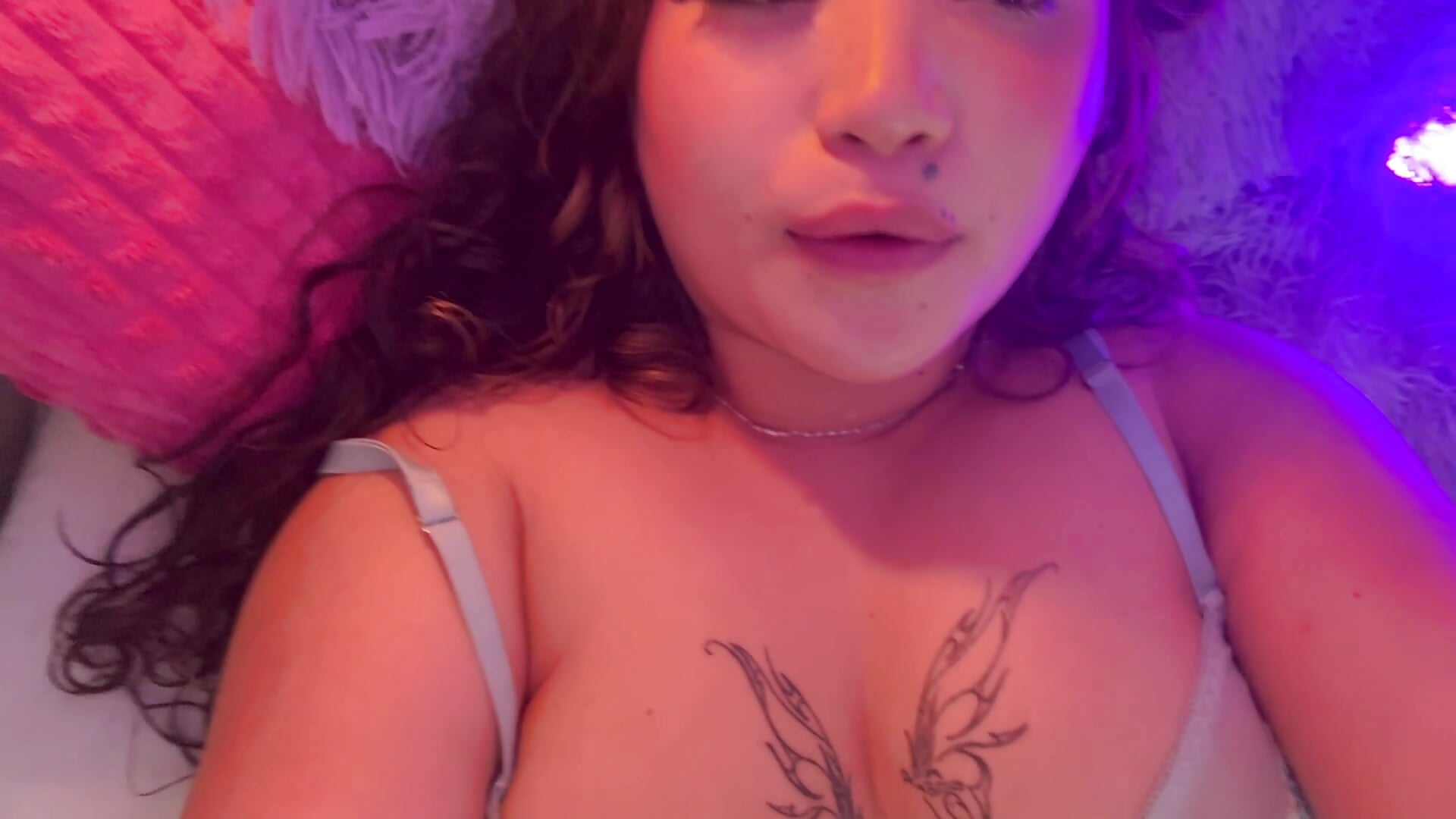 Blue 🩵 - video by Honny_Blaice_ cam model