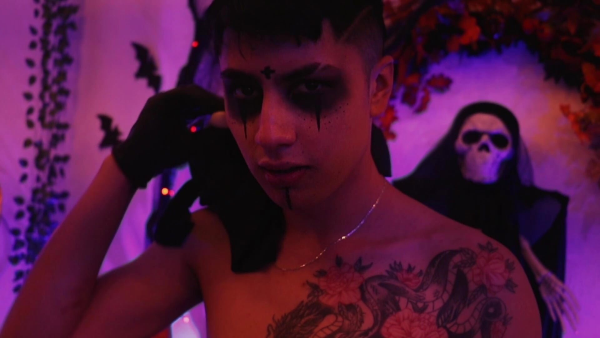 Halloween 🎃 - Vídeo de Daxonblace, modelo de vídeos