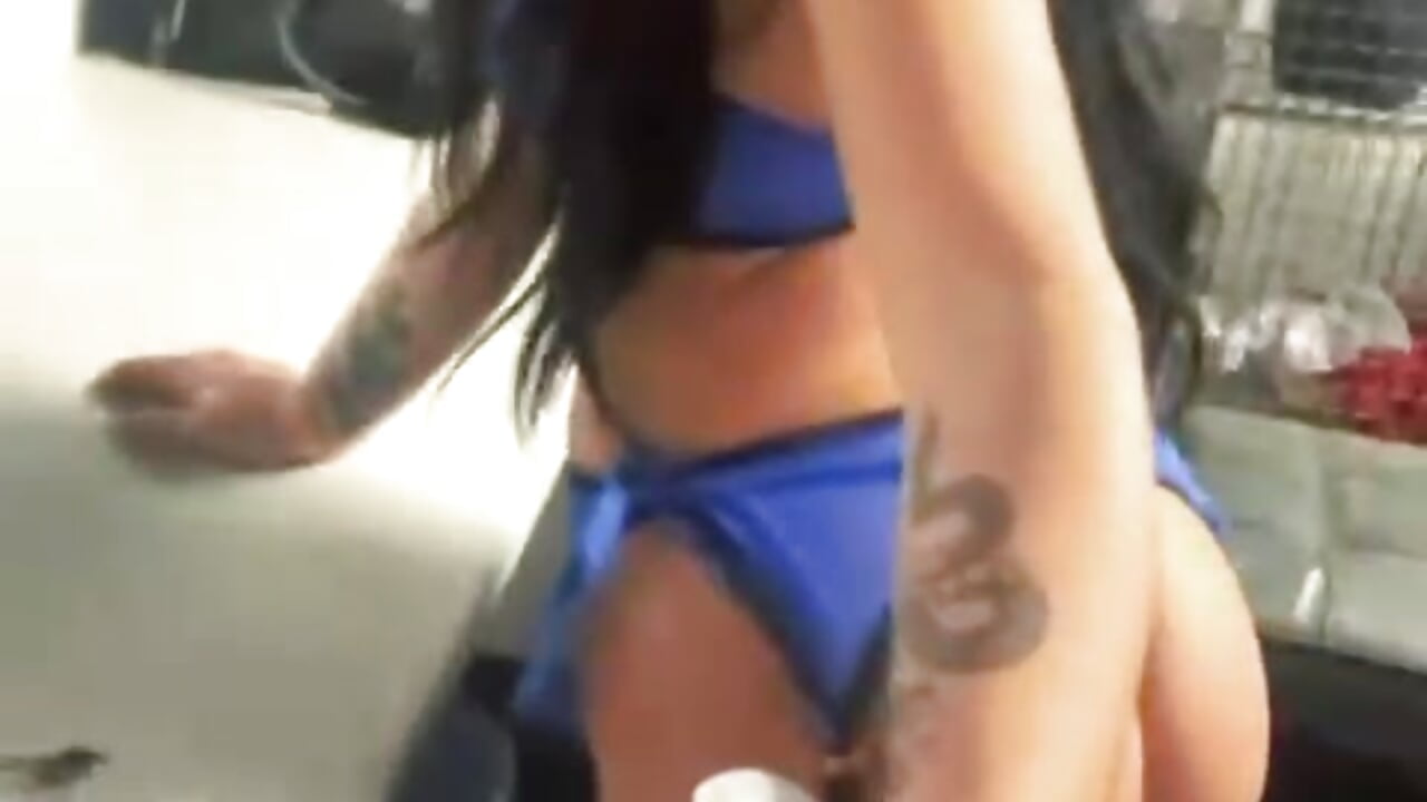 more of me x－カメラキャストのNicole6421の動画