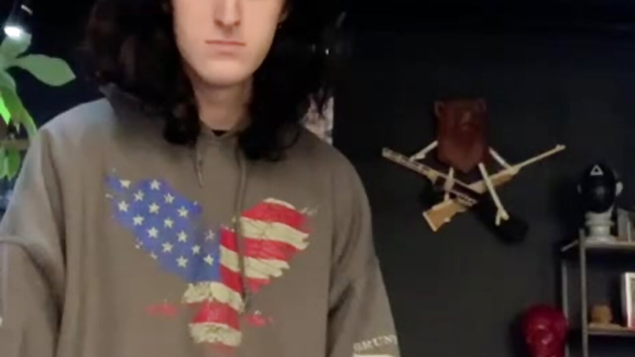 video5469930924957275823 - video av lee_twink cam-modell