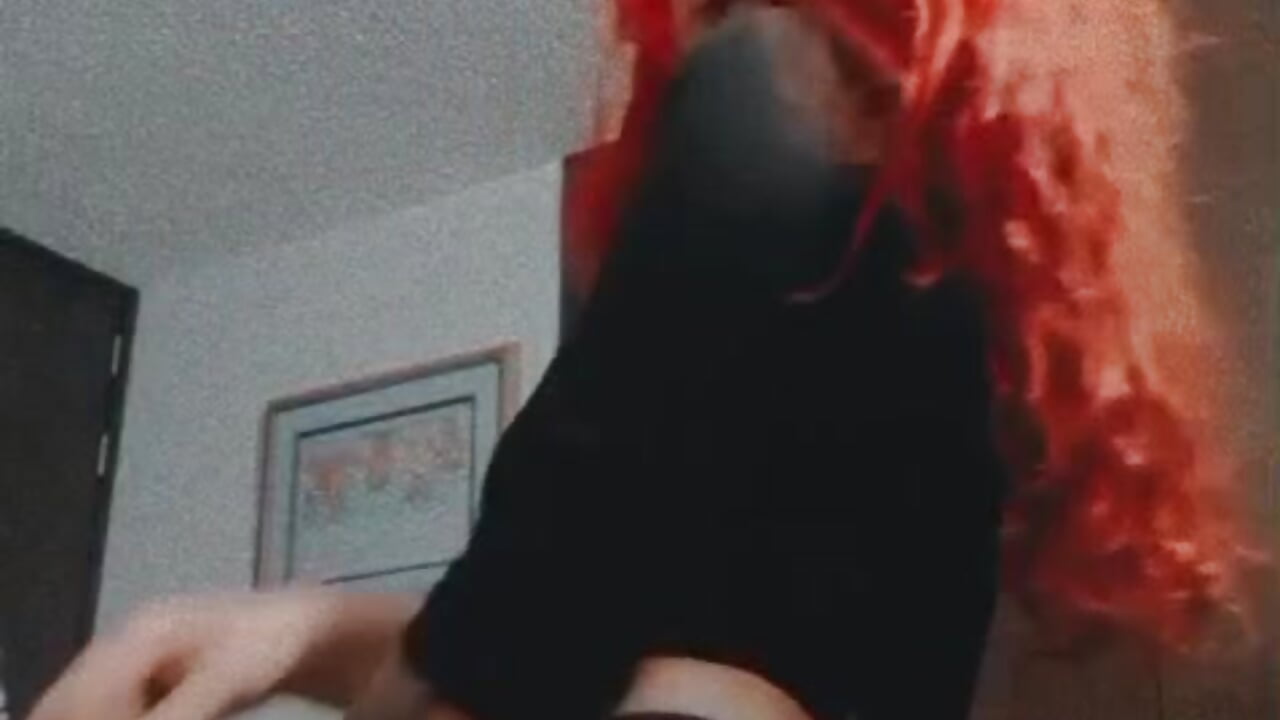 Sexy thong - video av mere_in_red cam-modell