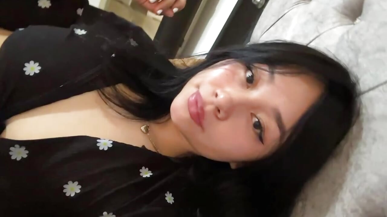 WhatsApp Video 2026-01-30 at 8,42,52 PM — filmik SavageBond_, modela(-lki) na kamerkach