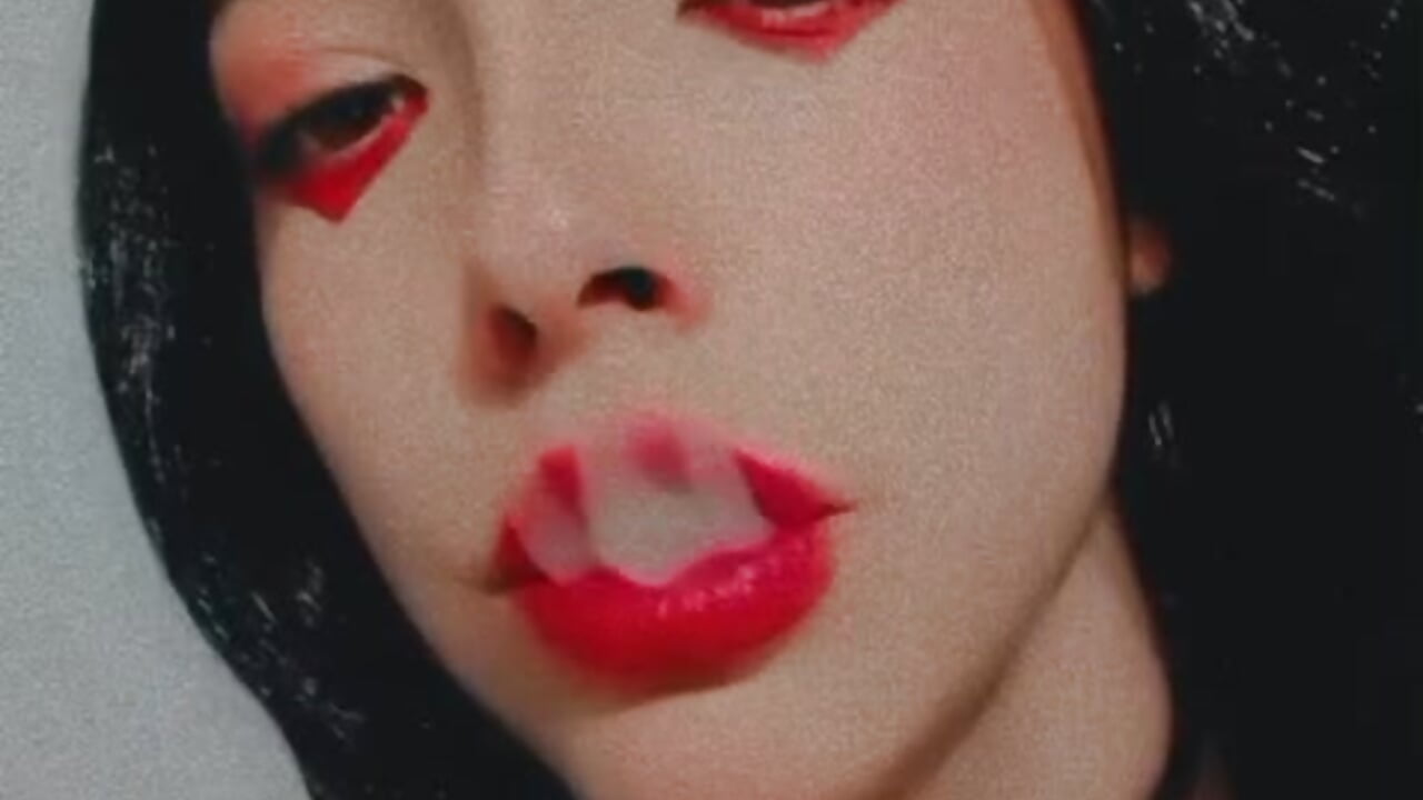 Smoking a bit - video by mere_in_redd cam model