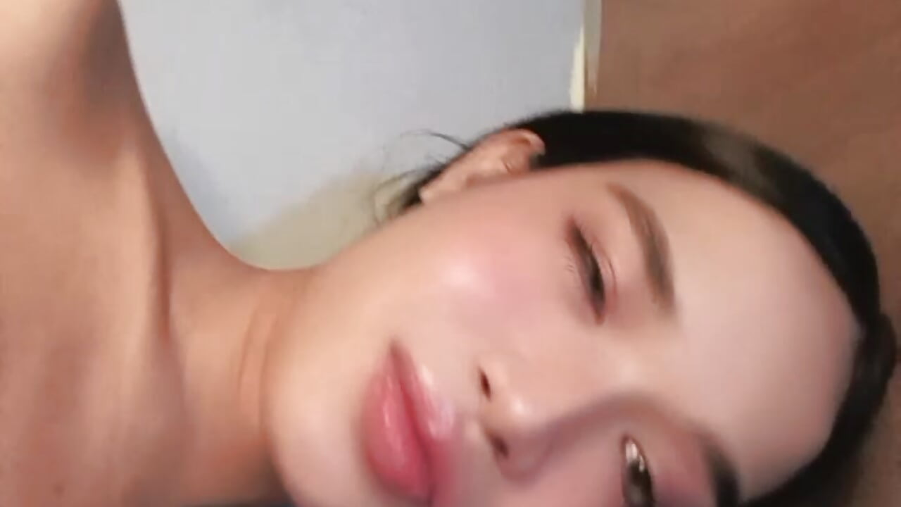 ca17684b-72b4-43ef-9a8d-59b12e7c36fc-1_all_25482 - video av WildJennifercum cam-modell