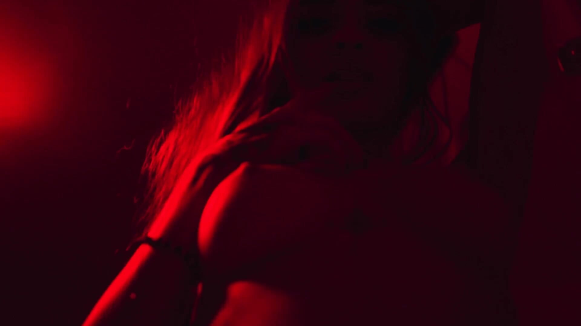 😈 I dare you to discover every naughty side of me... if you dare. - відео від вебкаммоделі KayaRosse