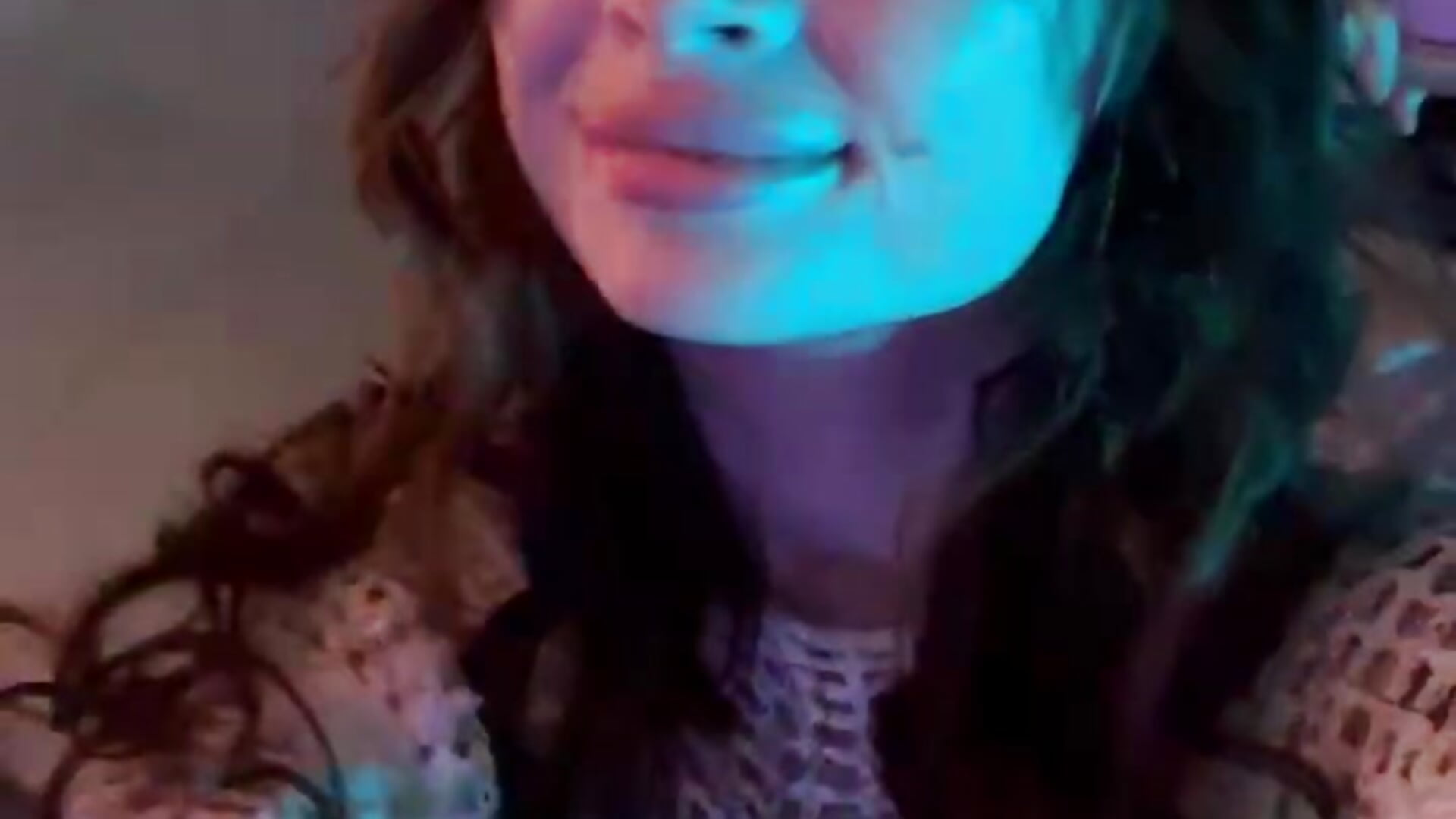 Awwww^^ – video af SweetBlur cam-model