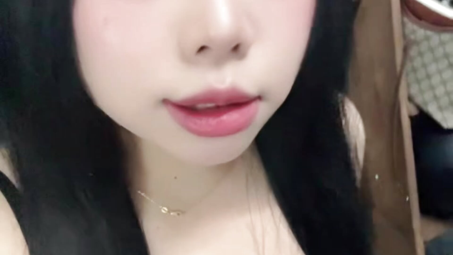 dc5ed5b3751949a69893154b3ebc4946 - video của người mẫu cam Halley18z