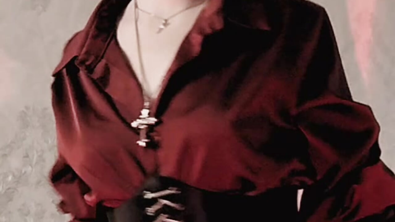 Just Me - clip cu AuroraKane model videochat