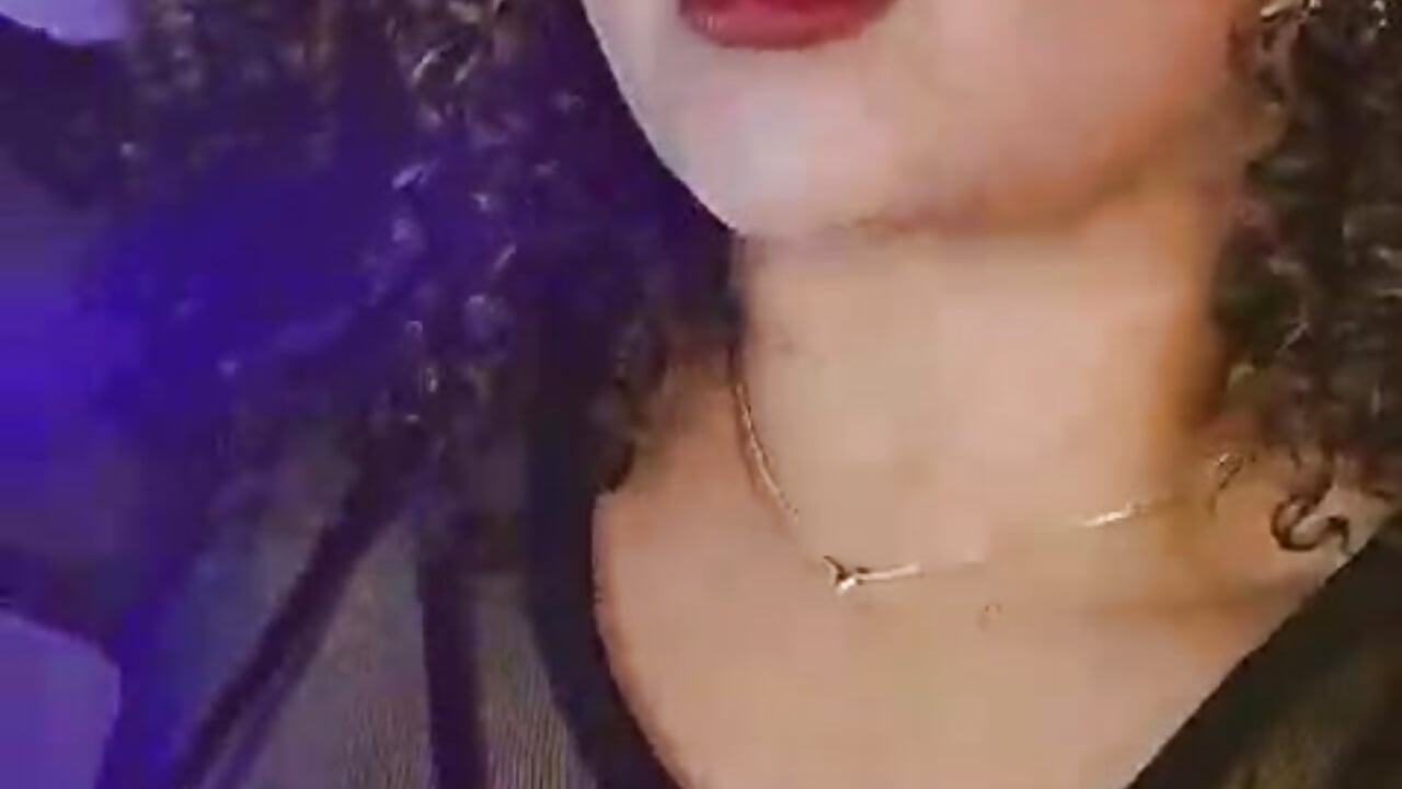 sexy😈 — filmik kenia_thompsom01, modela(-lki) na kamerkach