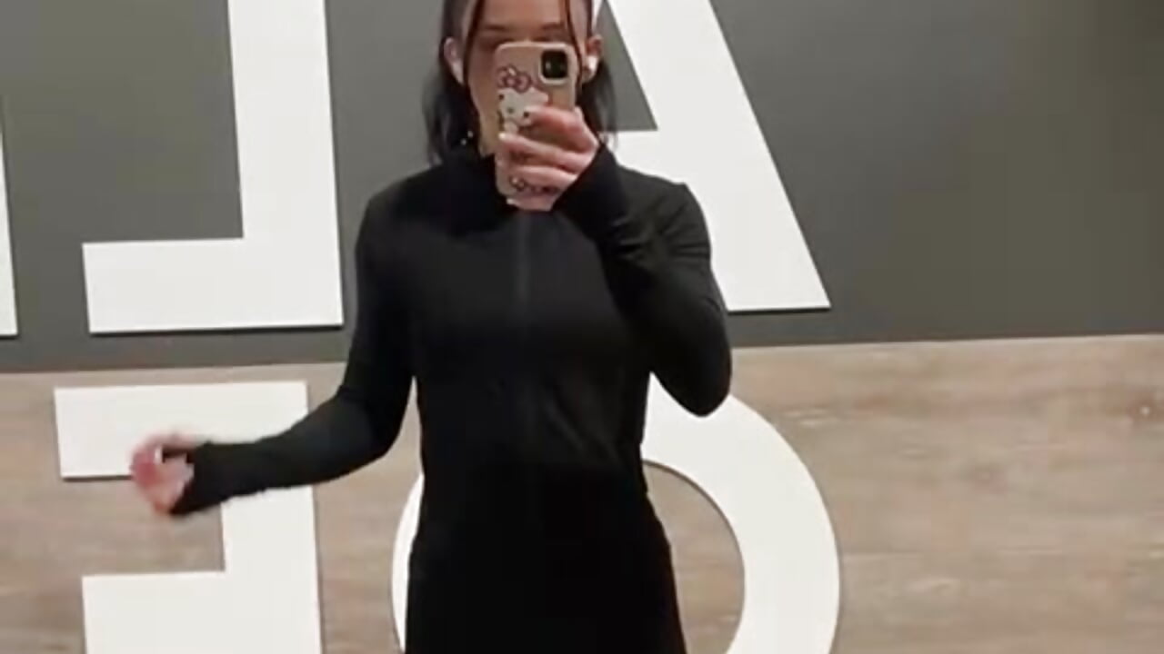 hiiiiii <3 - video oleh LeonieClaire kamera model