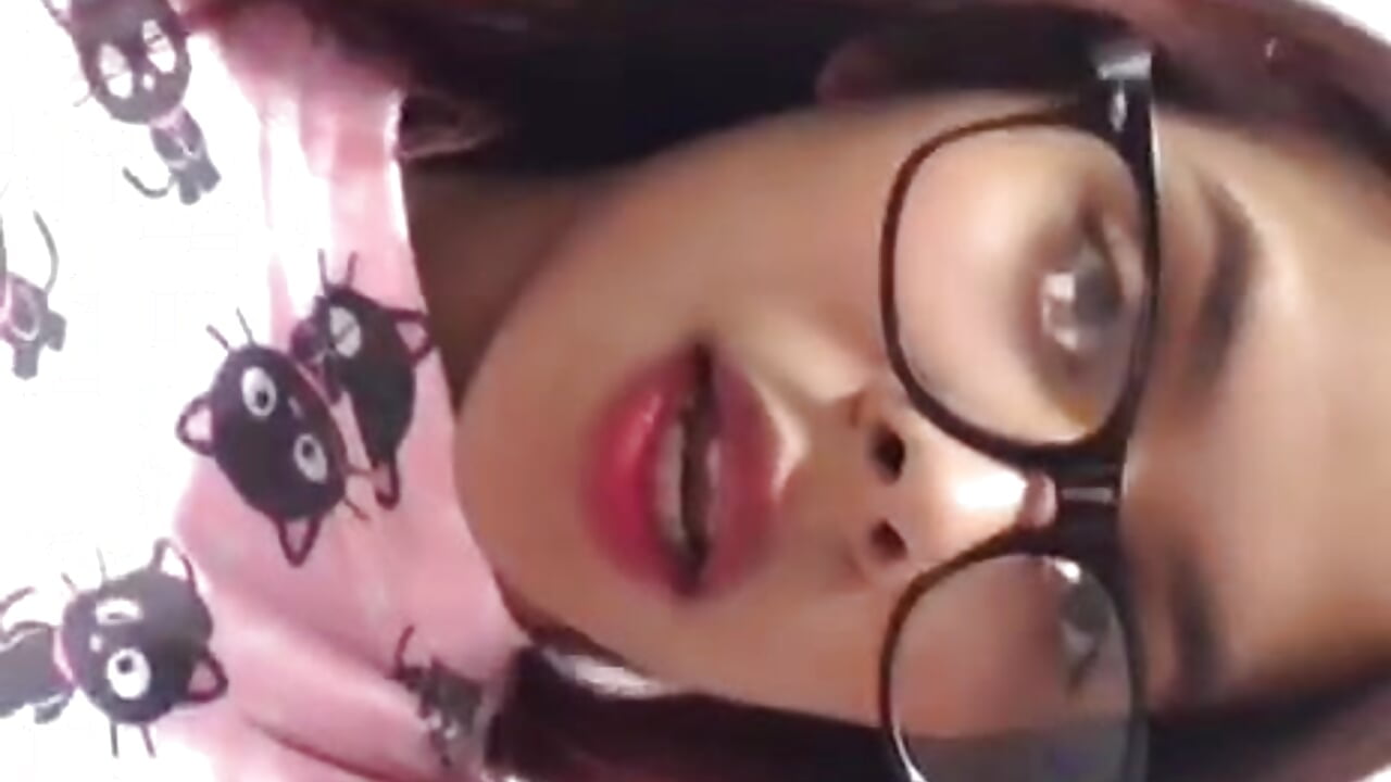 Michelle_San: Vídeo de Modelo Webcam en Tendencia 1704