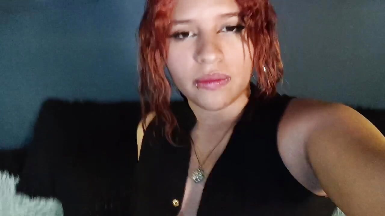 💕 - video của người mẫu cam Cami_Bloom