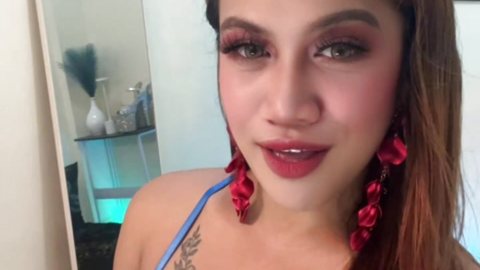 fullfl your fantasy - Queen-barbie主播的视频