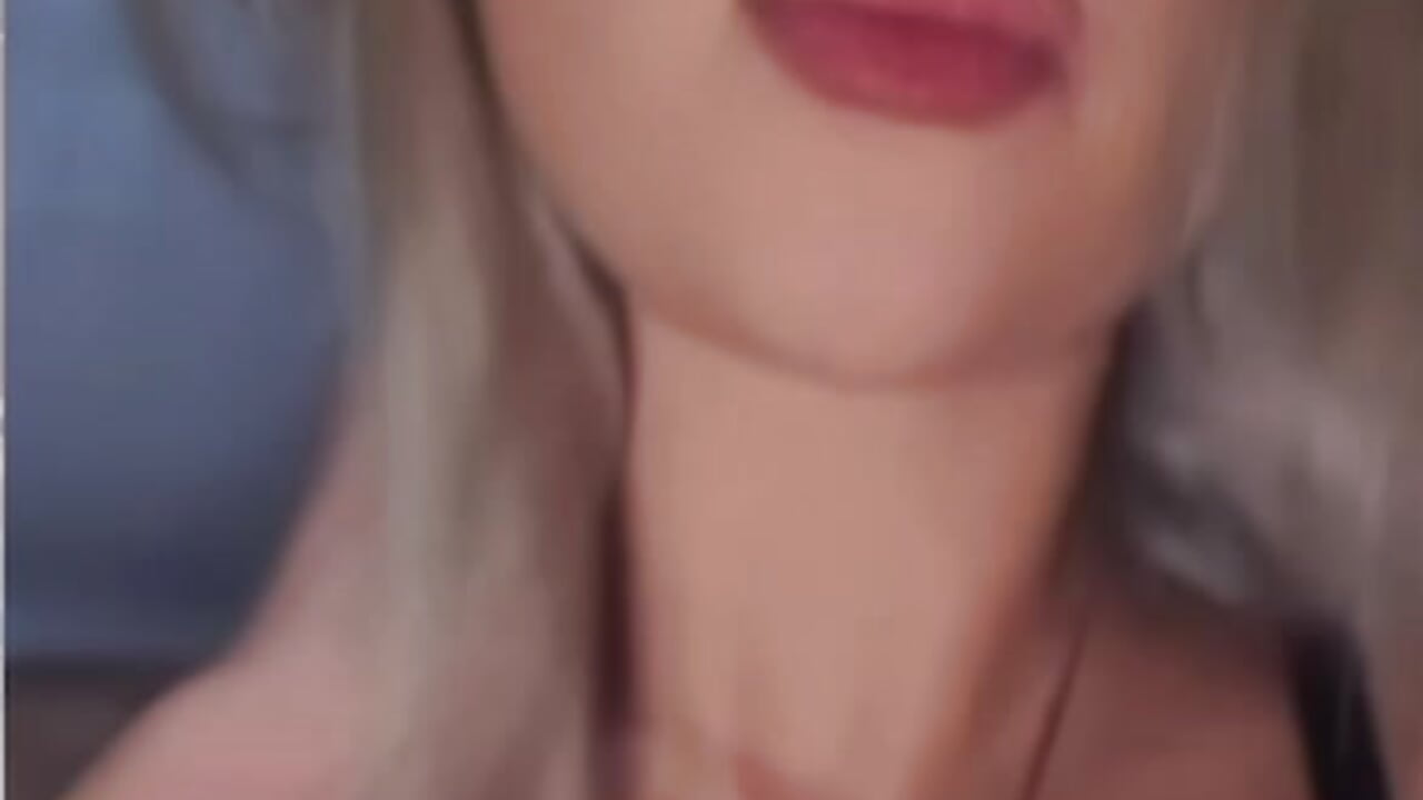 💞 - video by MIla_Stunning cam model